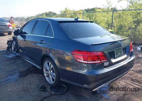 2014 Mercedes-Benz E 350 E 350 Luxury z USA, uszkodzony, nr VIN WDDHF5KB0EA890990